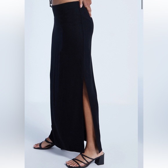chinese dress ladies Amazon.com: KENDALL + KYLIE Women's Seeersucker Bustier Dress, Black/White,  Extra Small : Clothing, Shoes & Jewelry